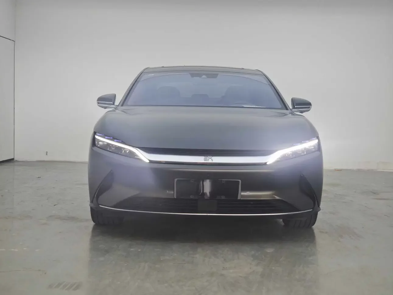 BYD Han EV