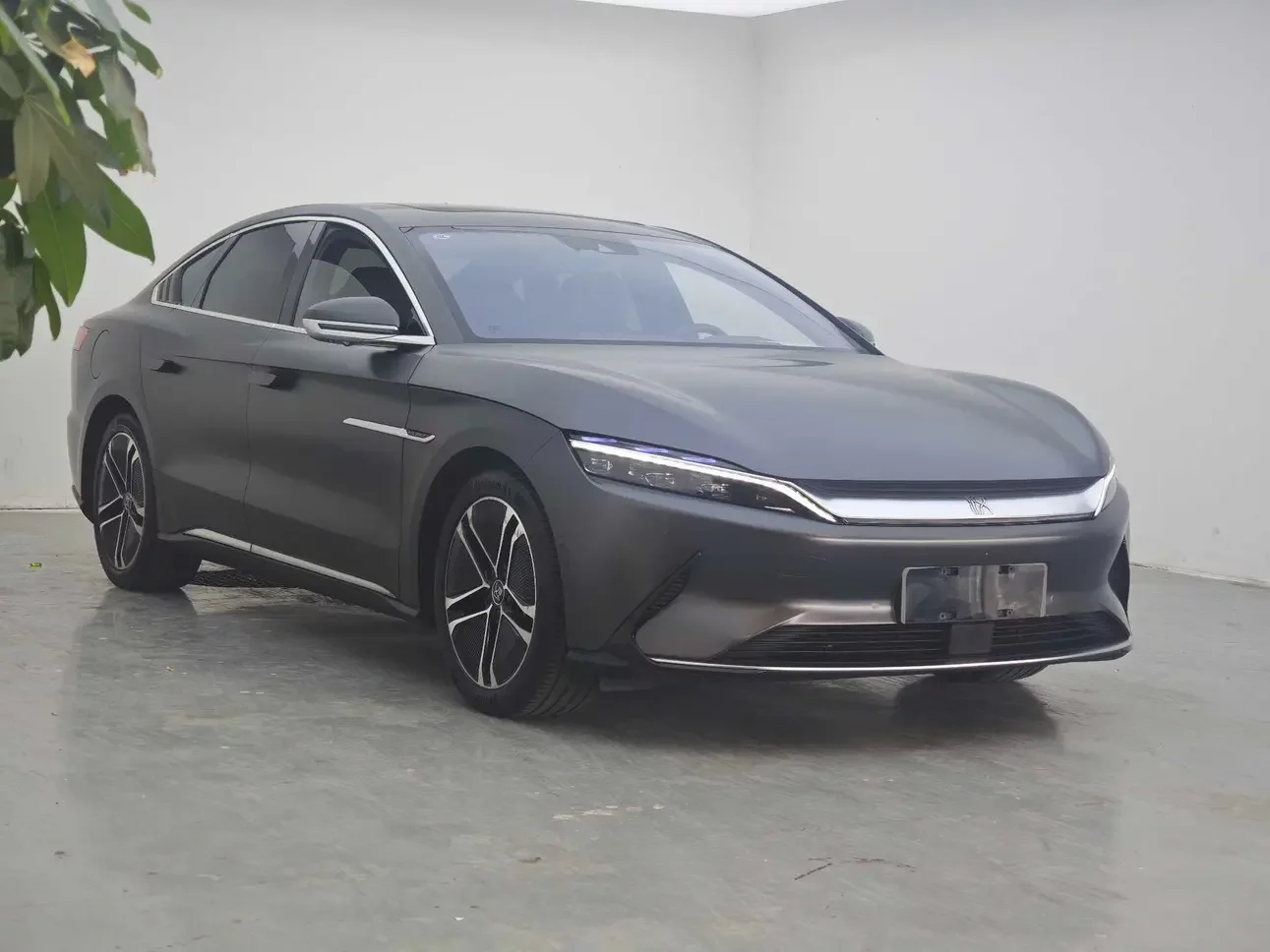 BYD Han EV