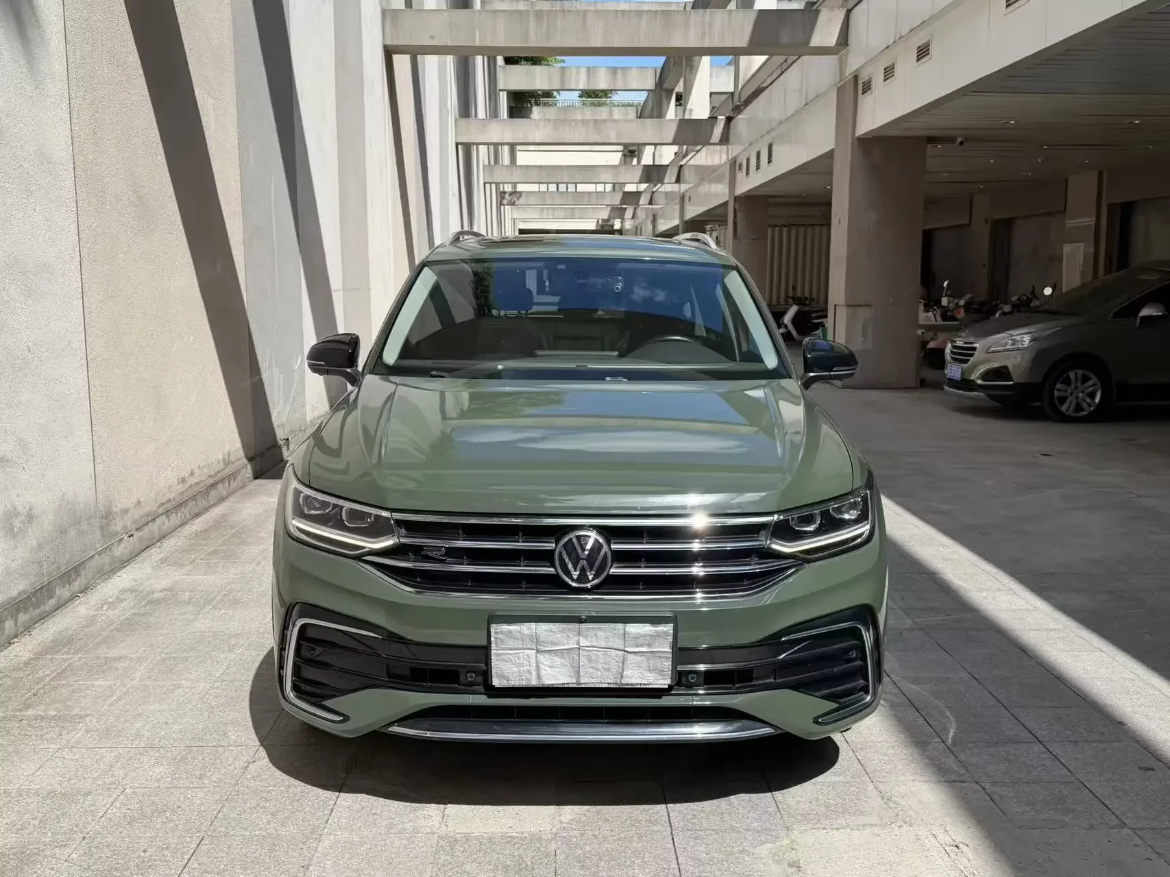 Volkswagen Tiguan L
