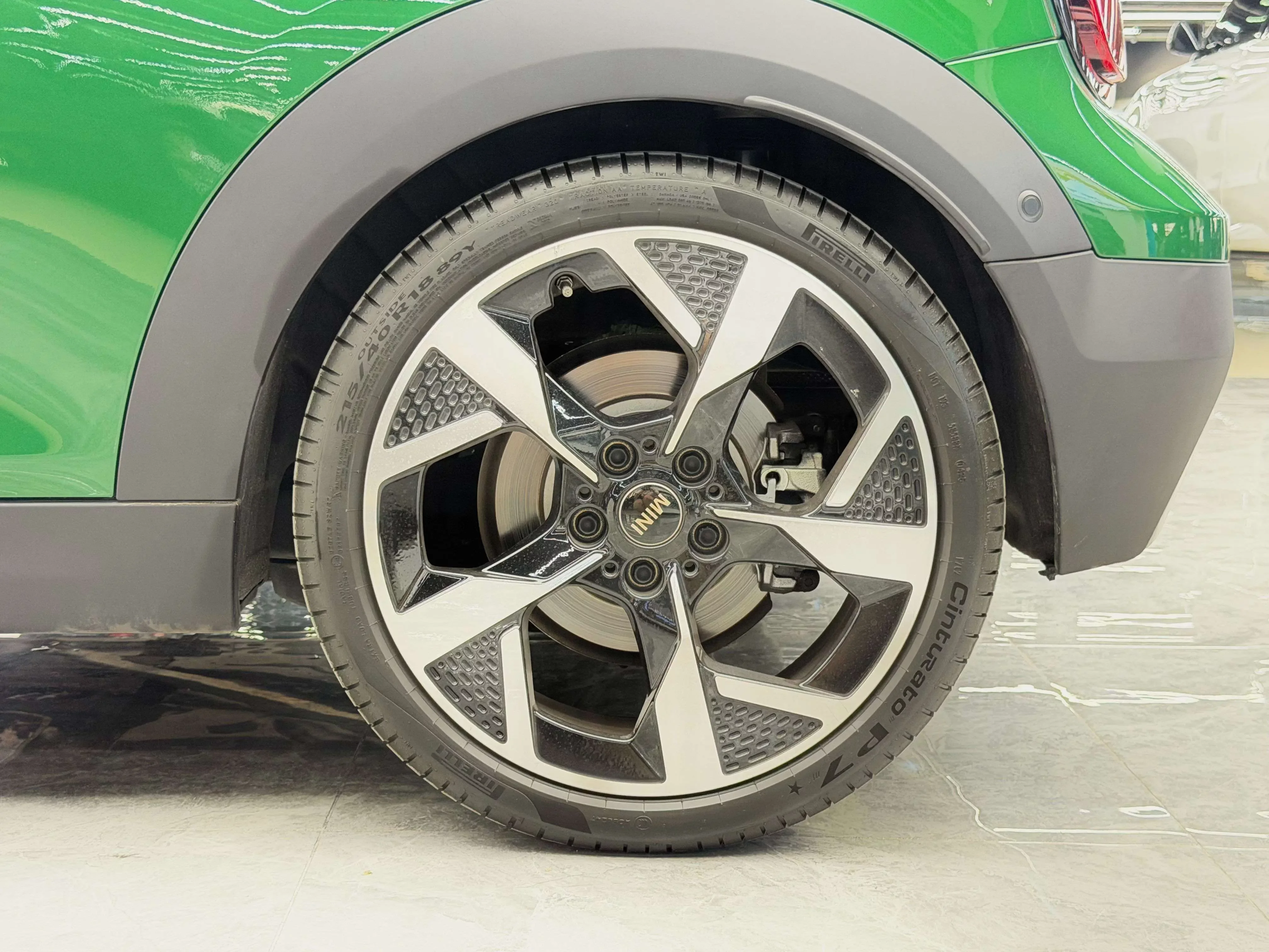 MINI MINI