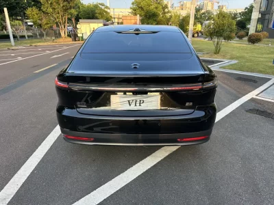 NIO ET7