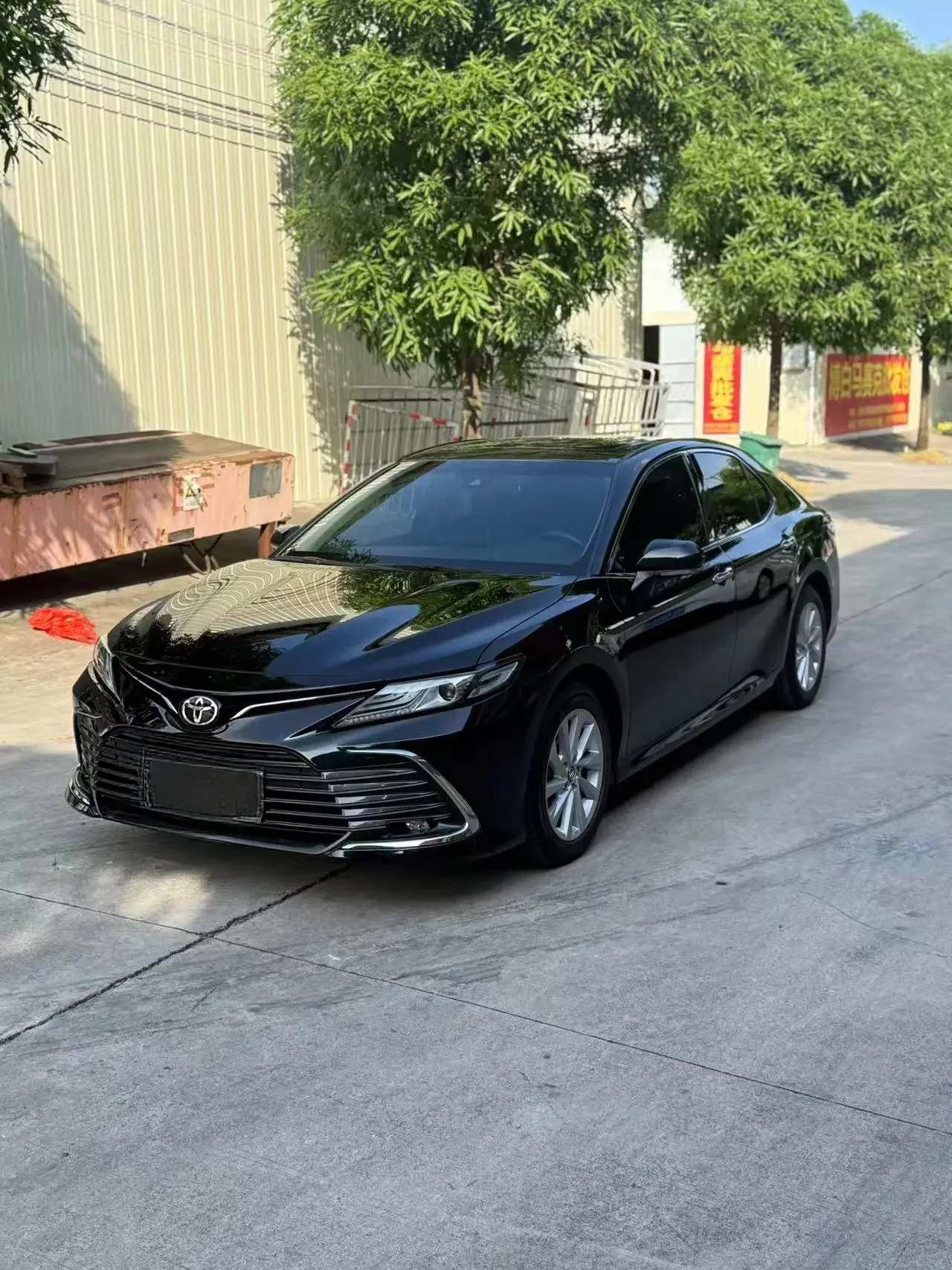 TOYOTA CAMRY