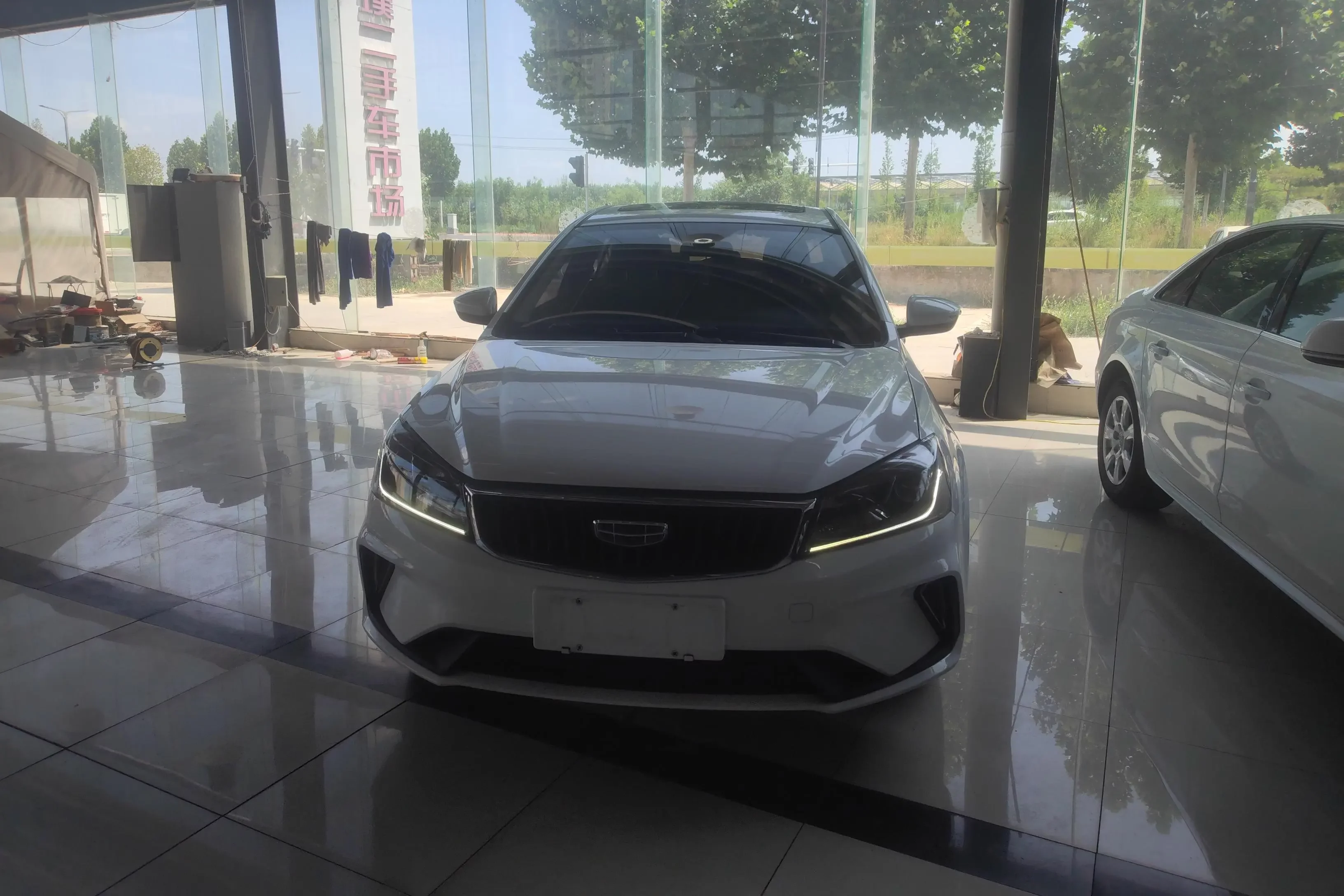 Geely emgrand
