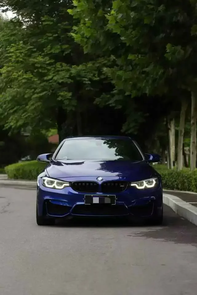 BMW M4