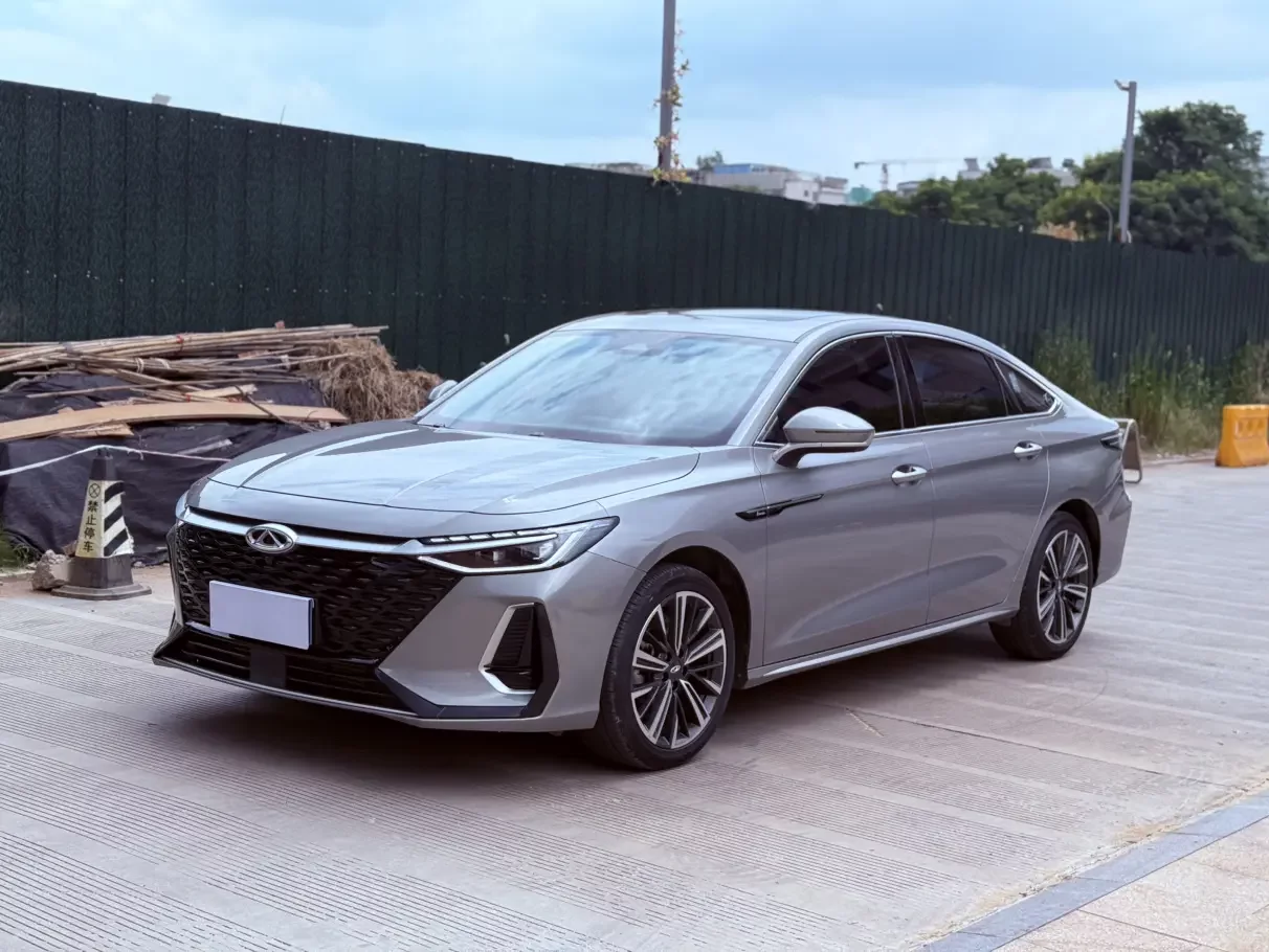 Chery Arrizo 8