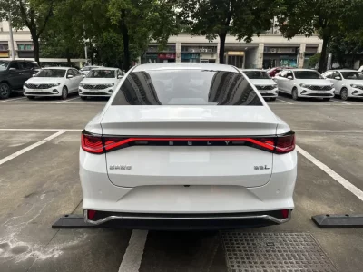 Geely Emgrand L