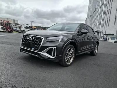 Audi Q2L