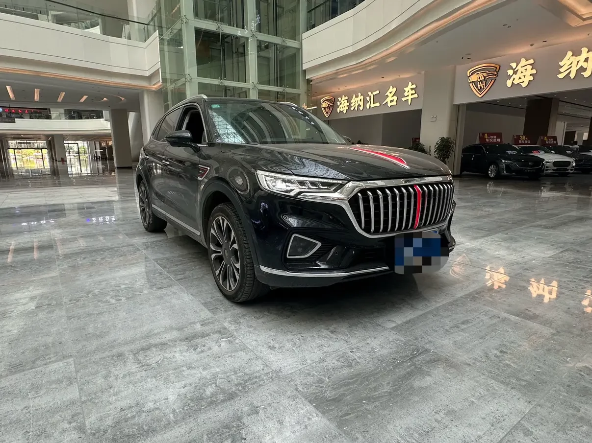 Hongqi HS5