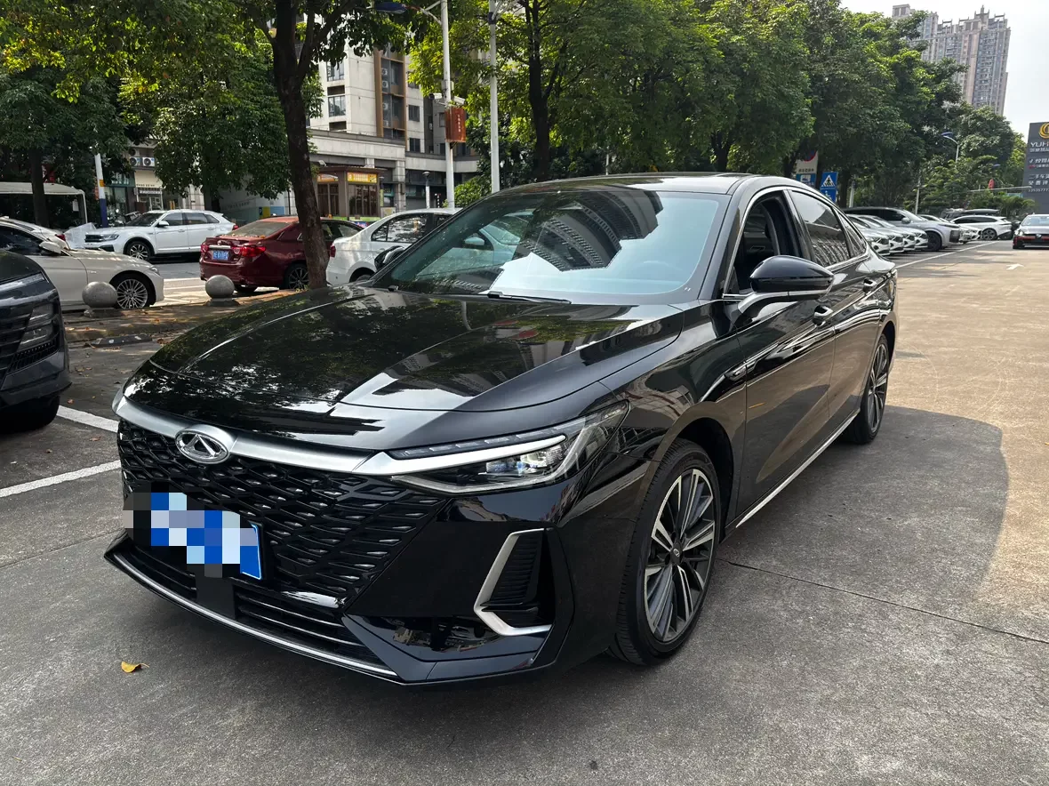 Chery Arrizo 8