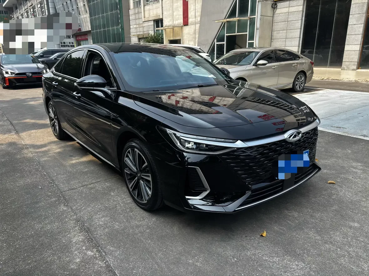 Chery Arrizo 8