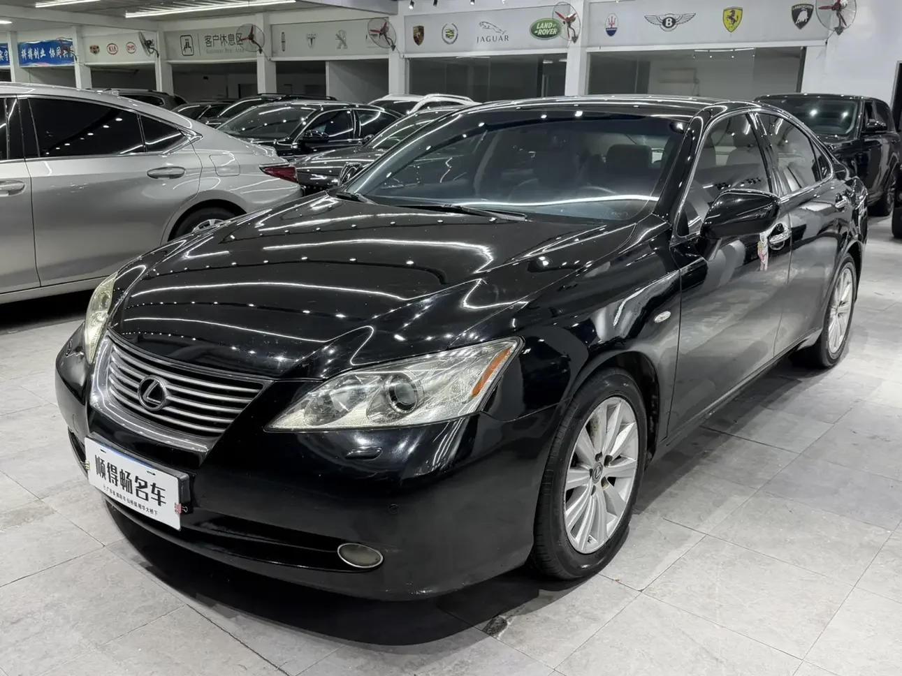 Lexus ES