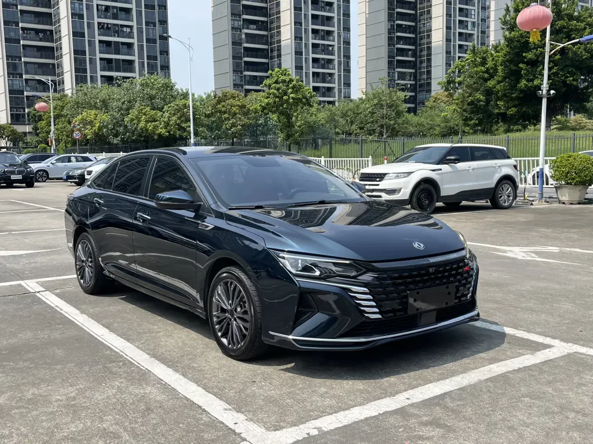 Dongfeng Yixuan MAX
