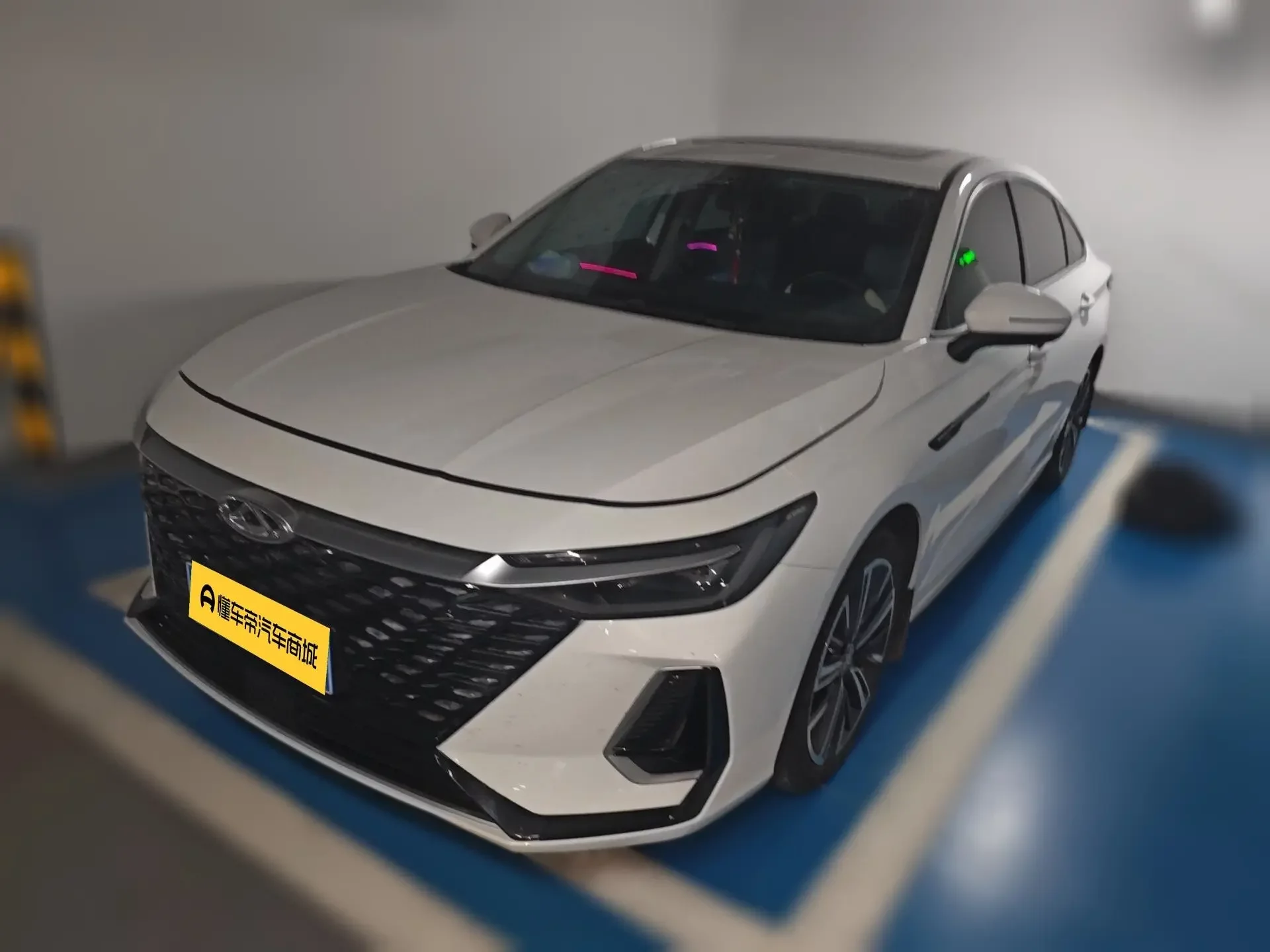 Chery Arrizo 8