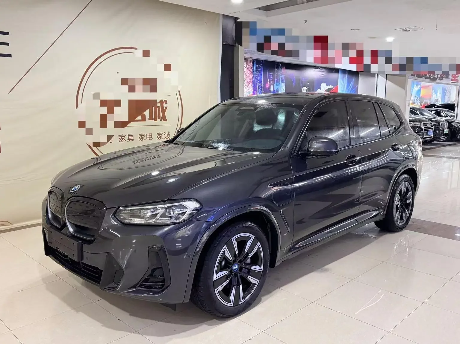 BMW iX3