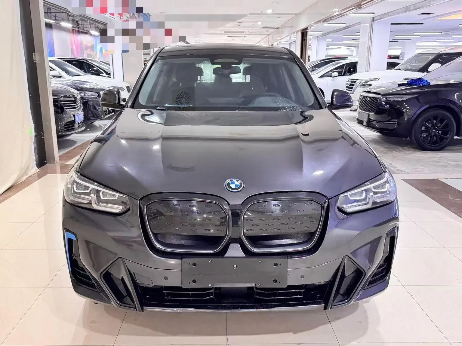 BMW iX3