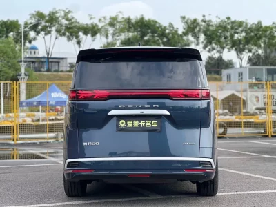 Denza D9 DM