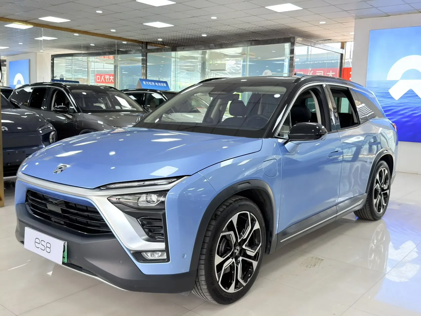 NIO ES8