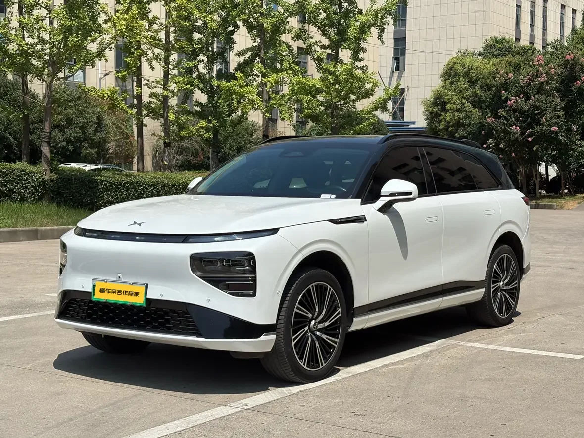 Xpeng G9