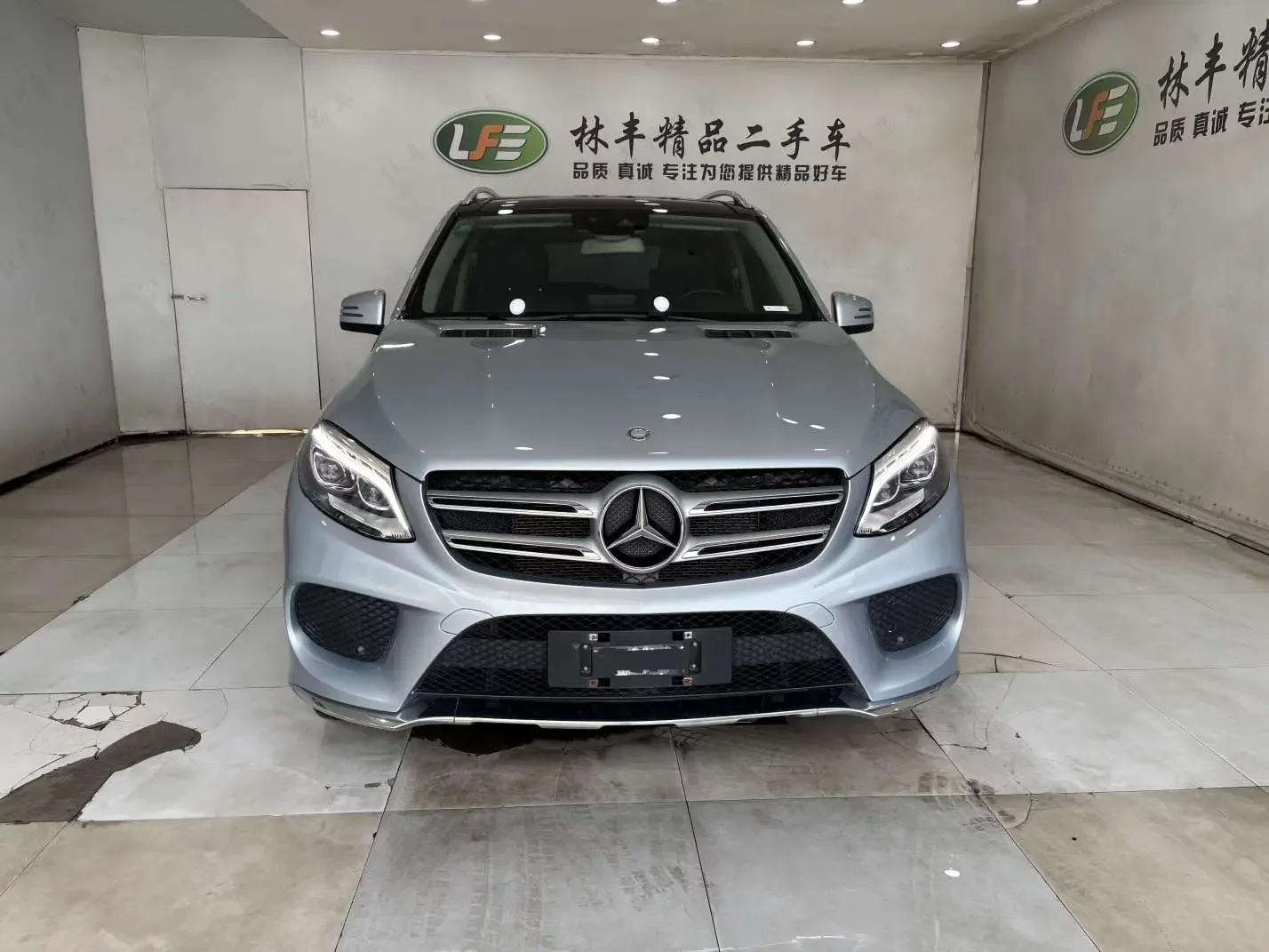 Mercedes-Benz GLE (Imported)