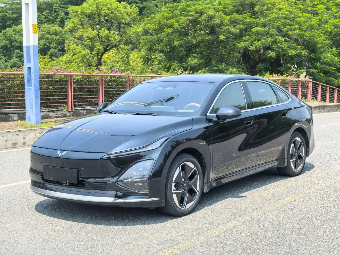 Wuling Starlight EV