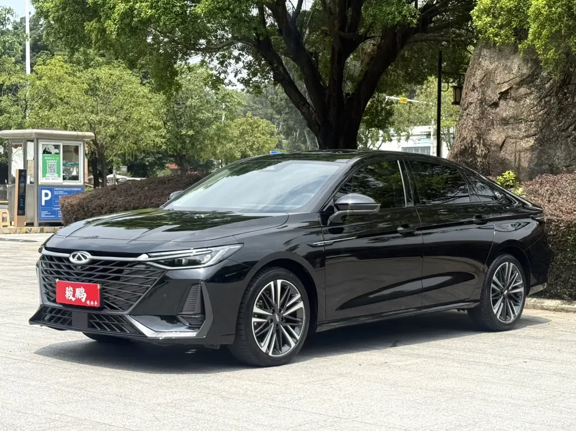 Chery Arrizo 8