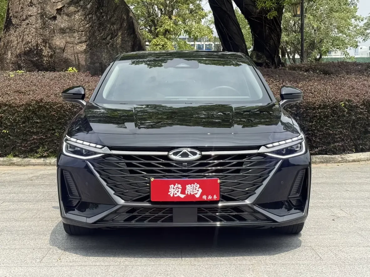 Chery Arrizo 8
