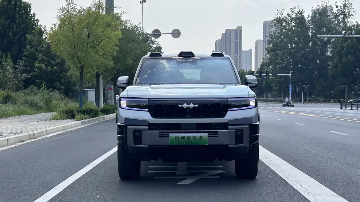 BYD Leopard Leopard 8