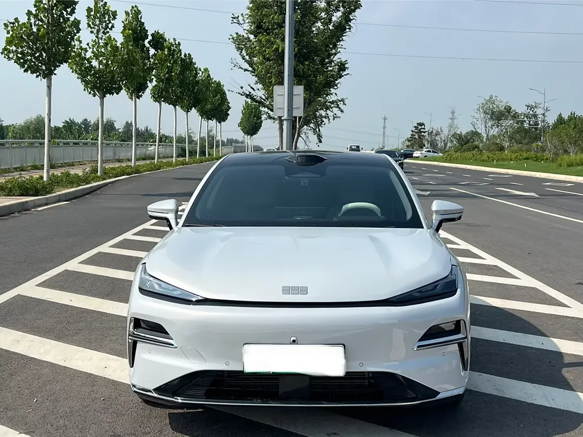 Geely Galaxy Star 8 PHEV