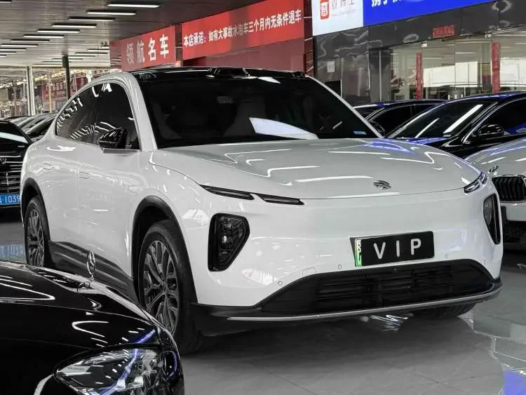 NIO EC6