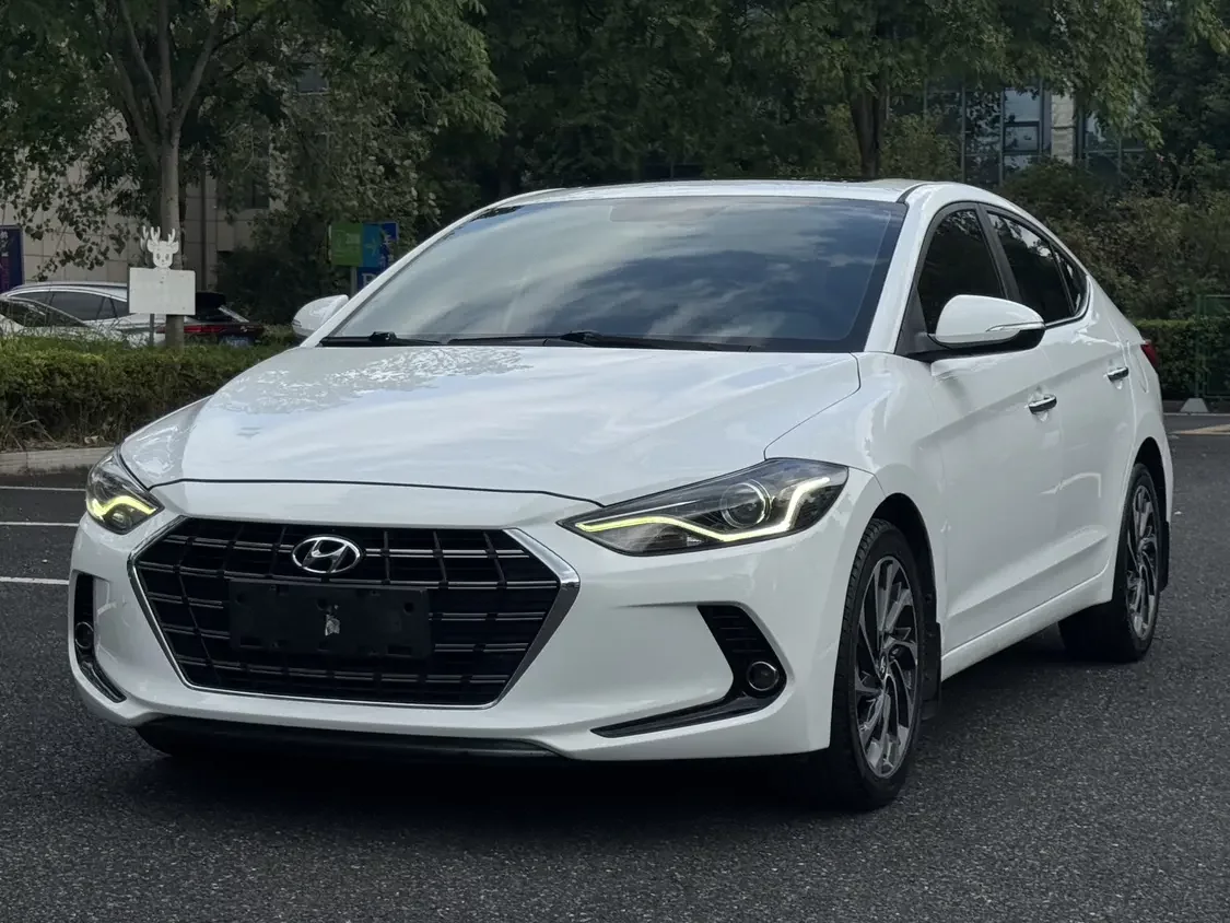 Hyundai lead