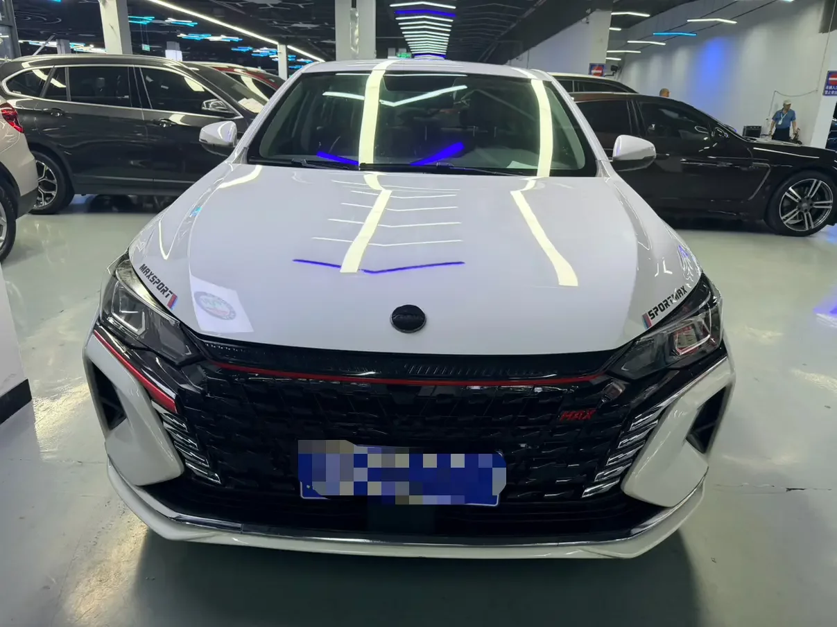 Dongfeng Yixuan MAX