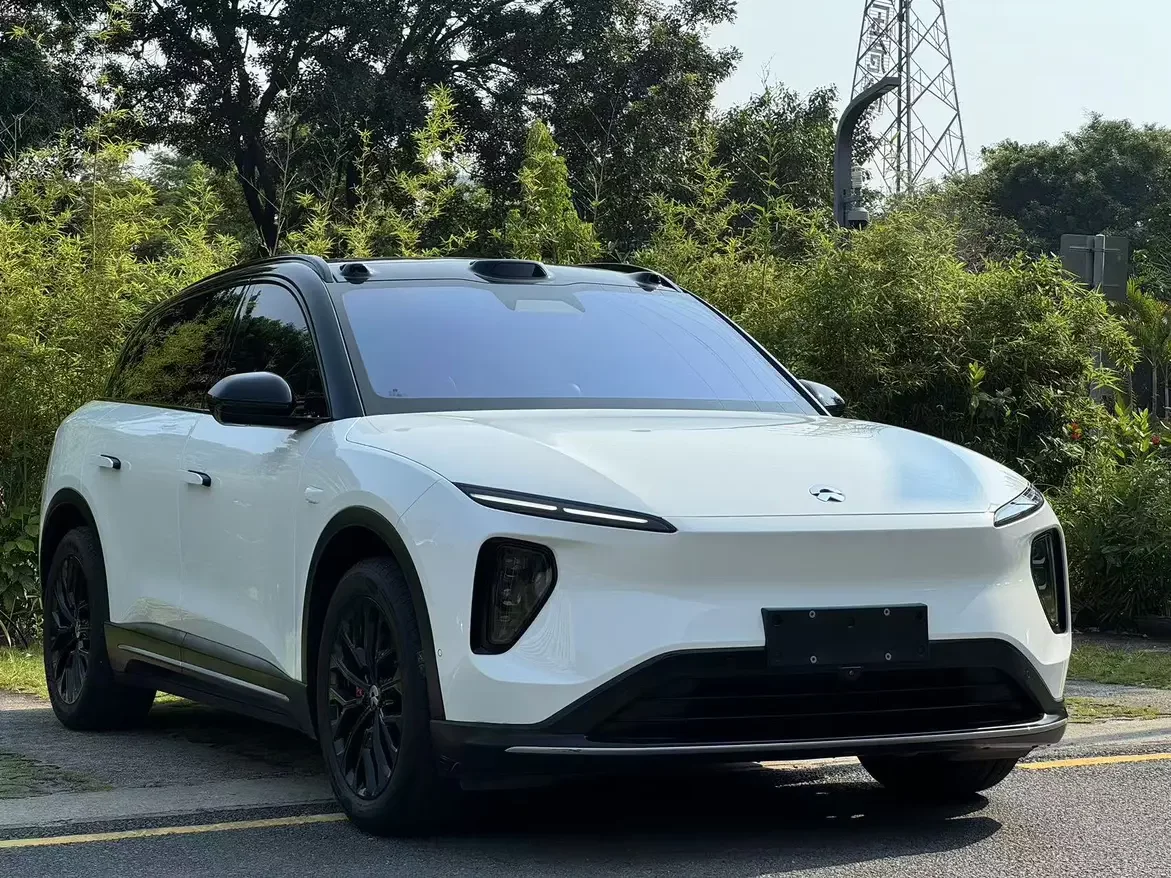 NIO ES6