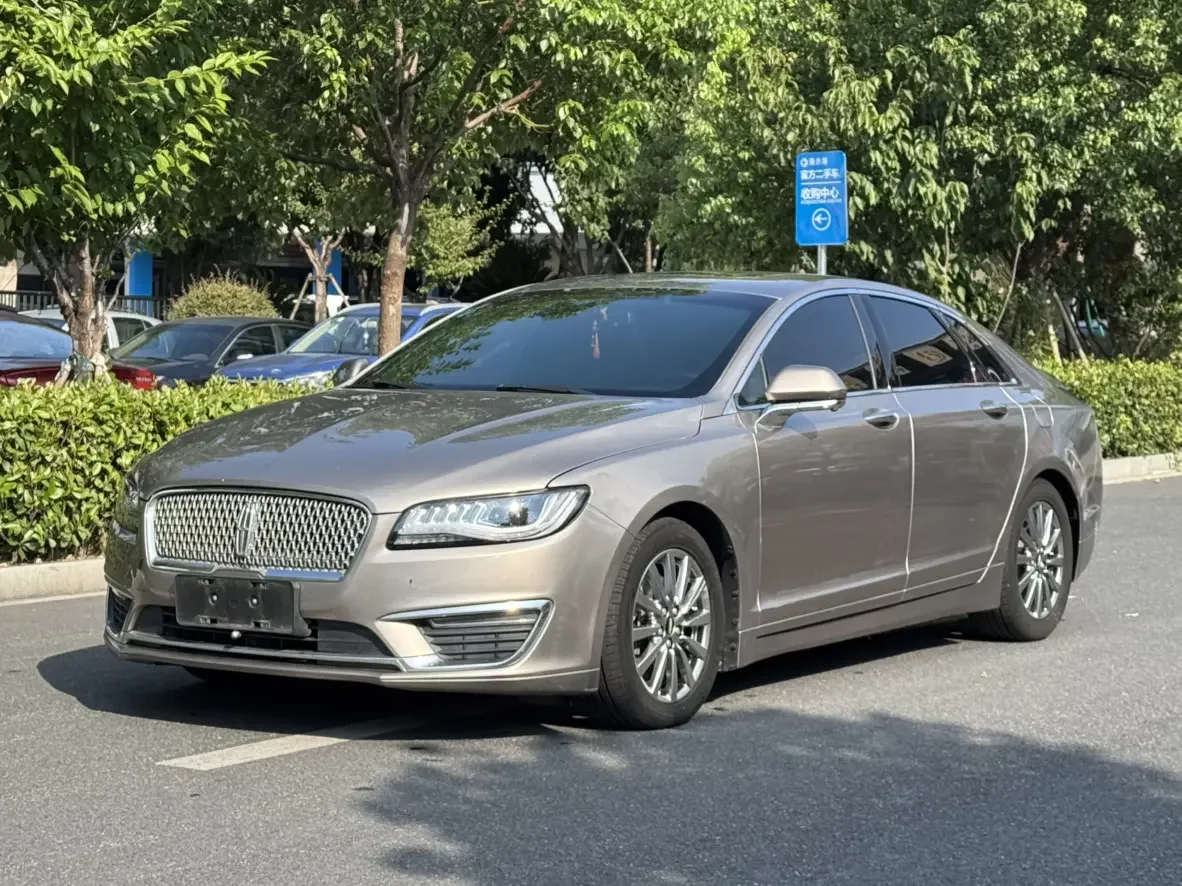 Lincoln MKZ