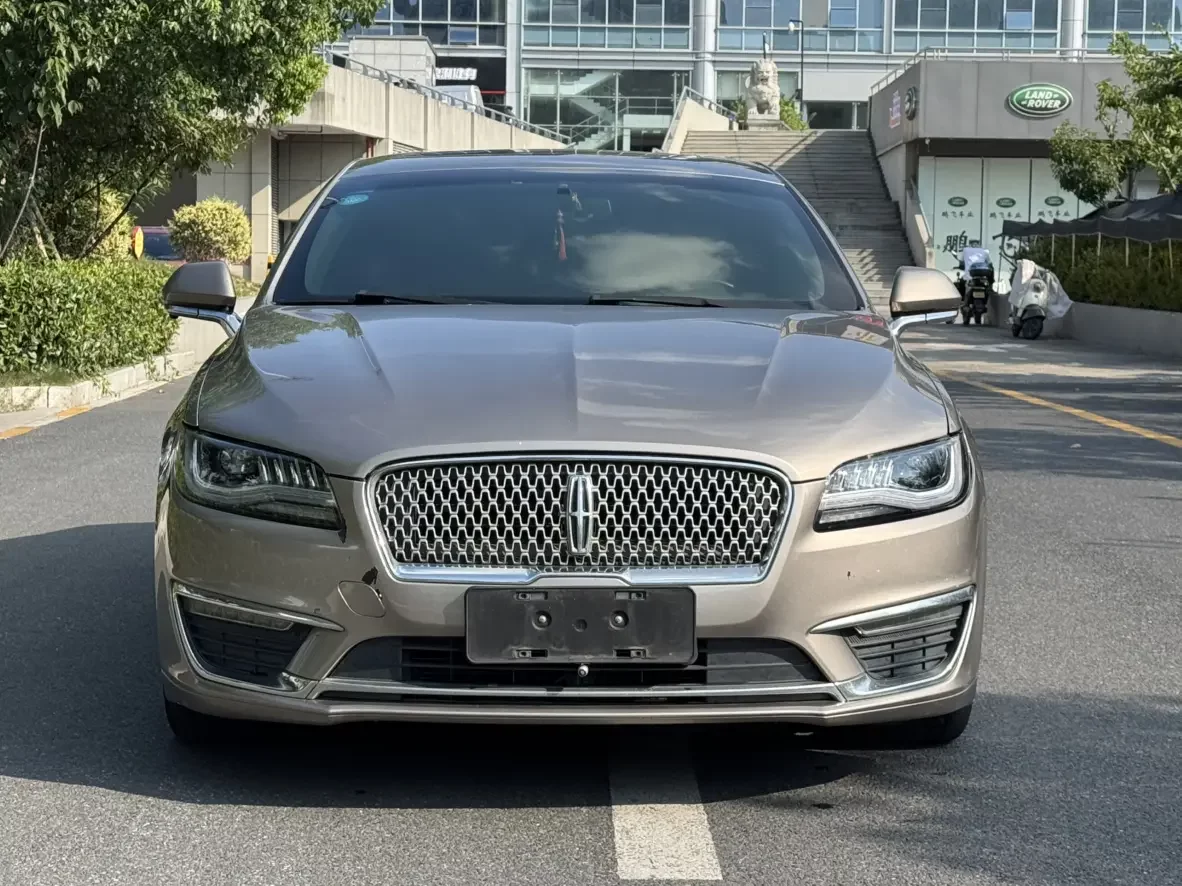 Lincoln MKZ