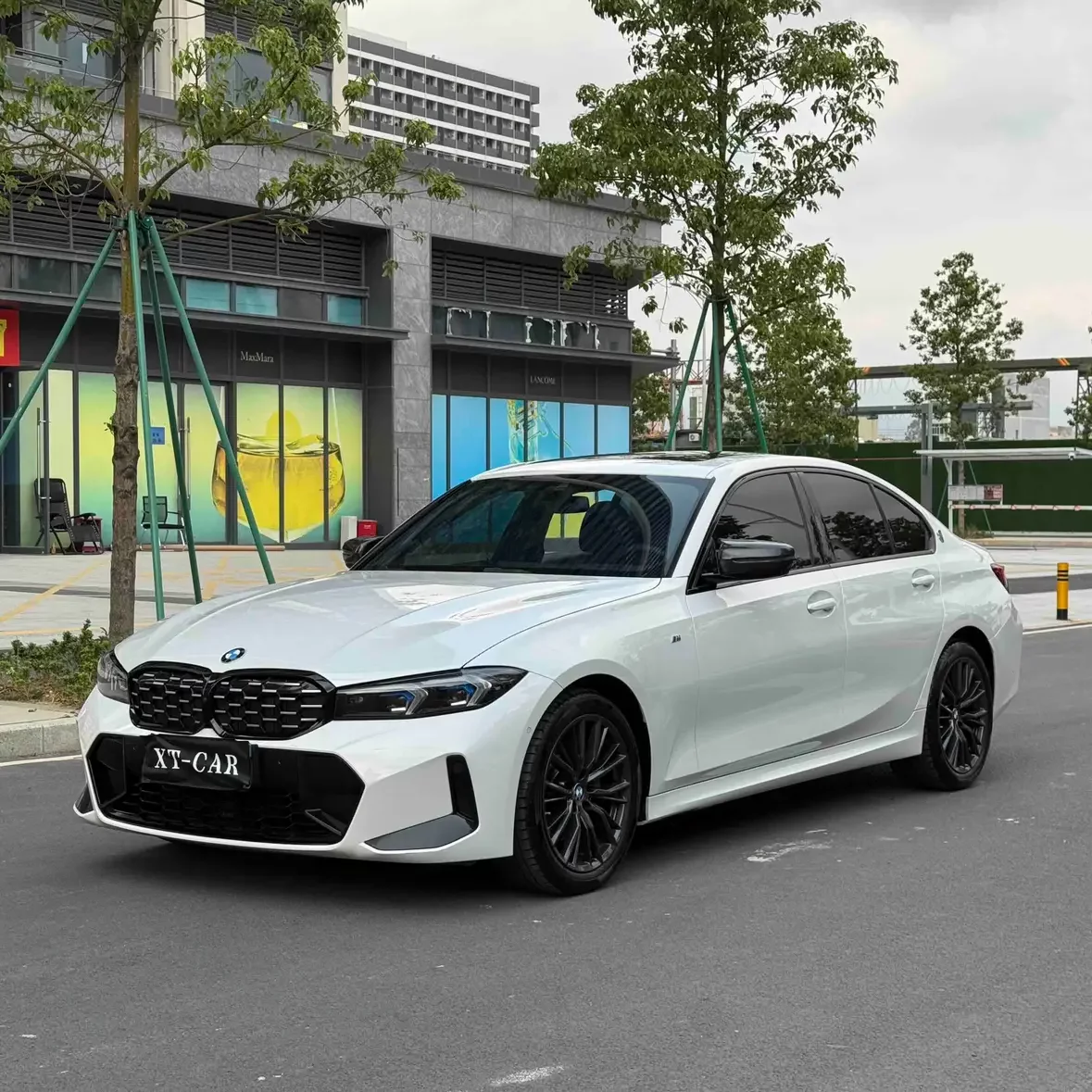 BMW 3-SERIES