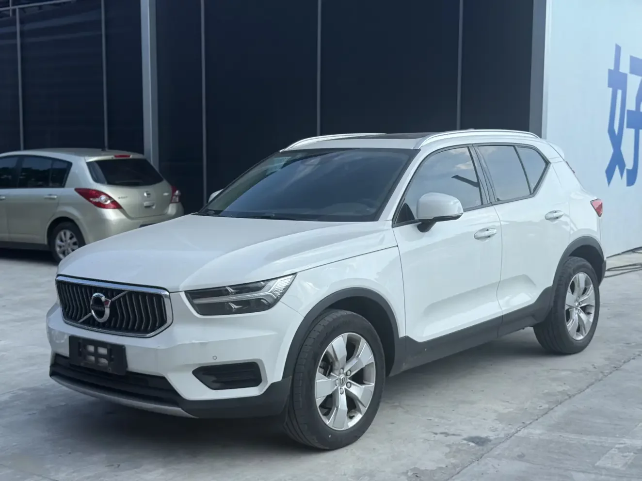 Volvo XC40
