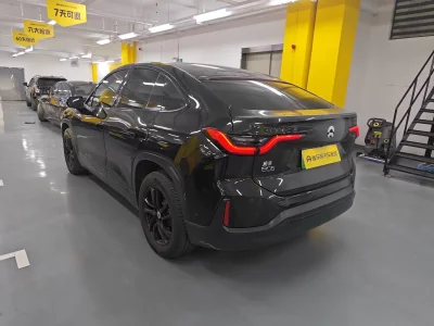 NIO EC6