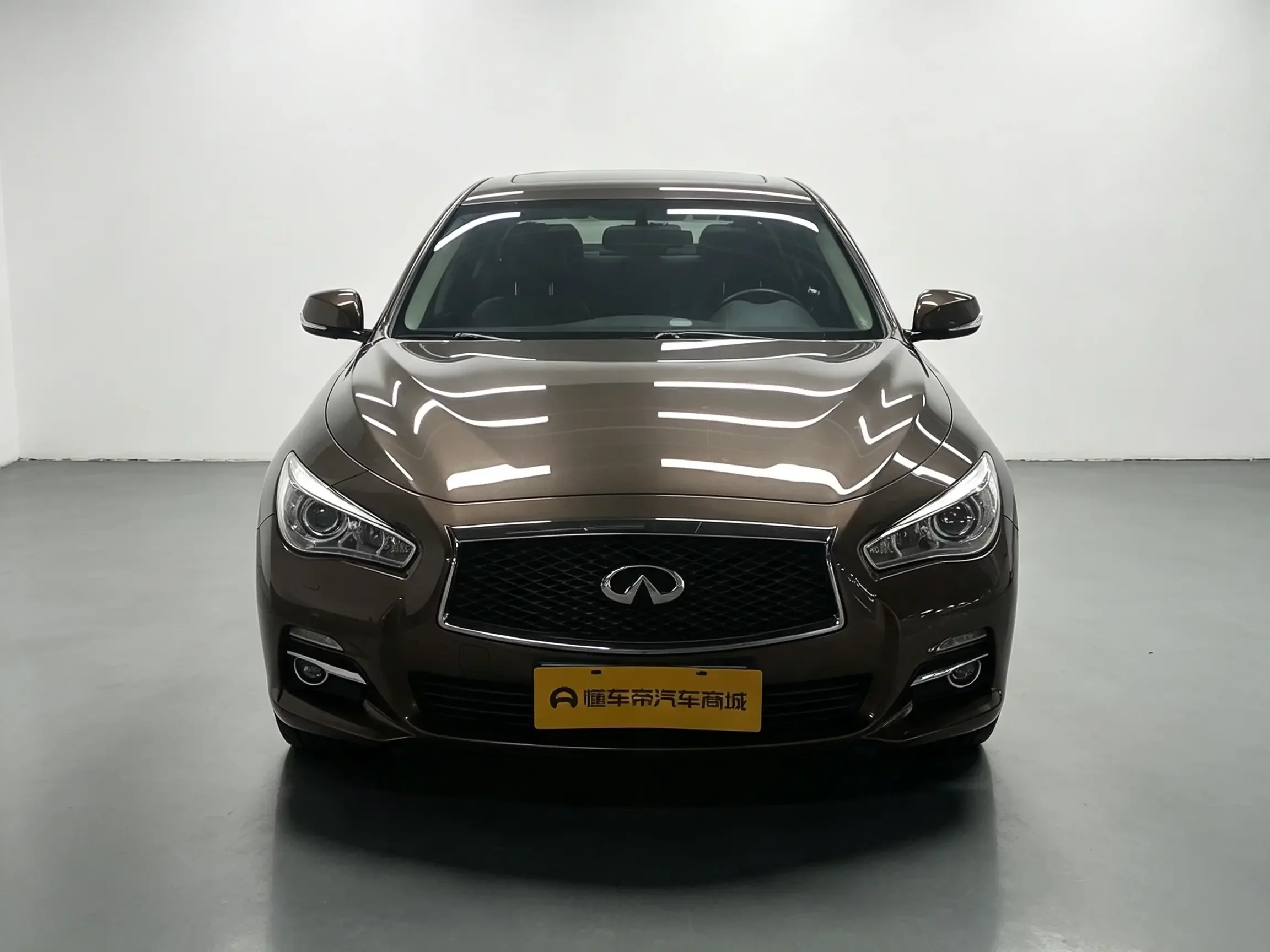 Infiniti Q50L