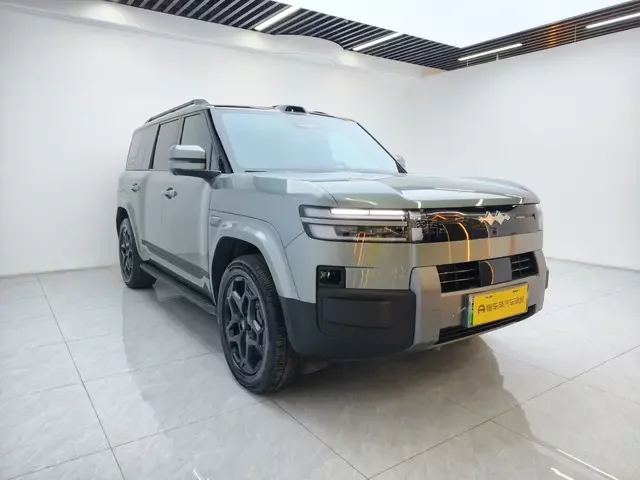 BYD Leopard Titanium 7 PHEV