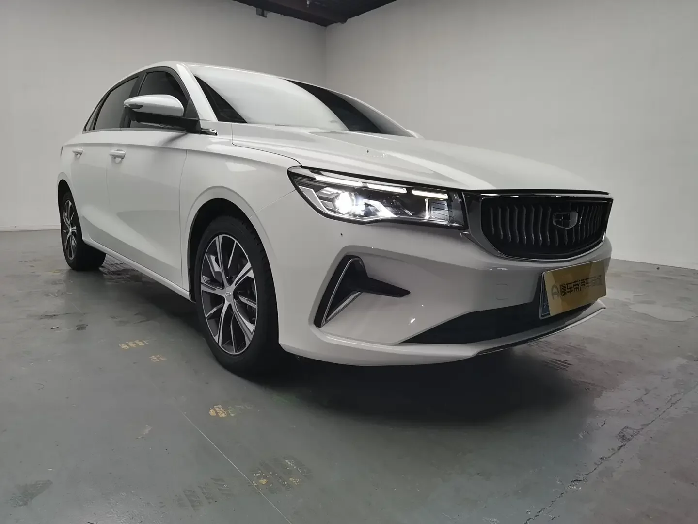 Geely emgrand