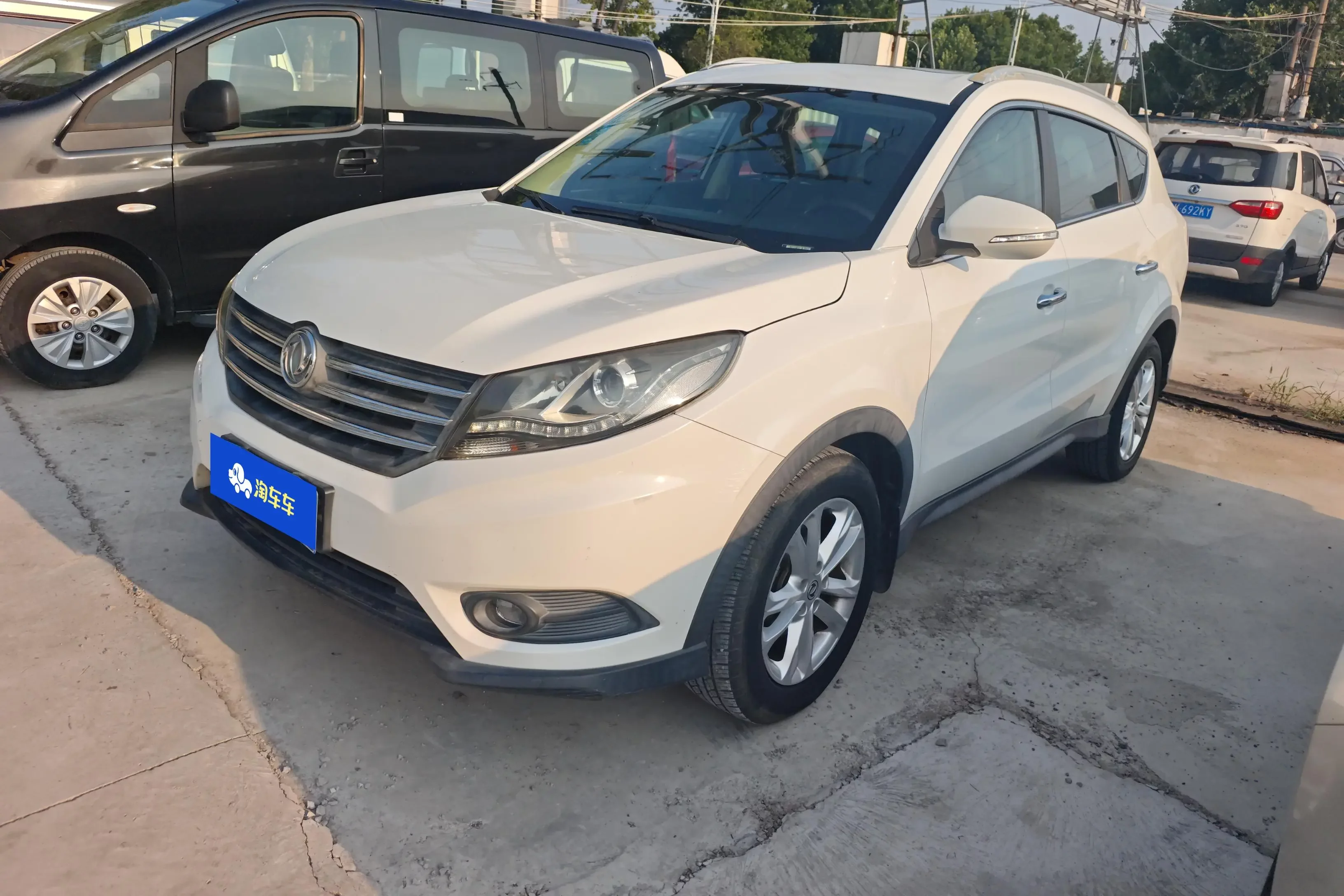 Dongfeng Fengon 580