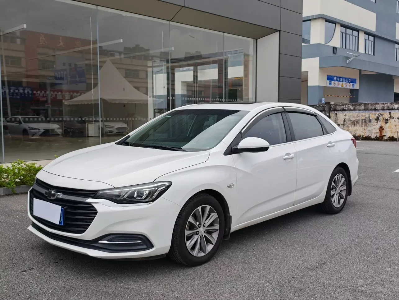 Chevrolet Monza (Cruze)