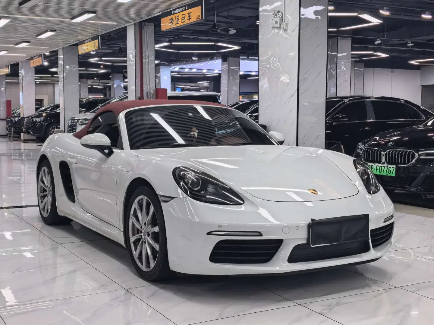 Porsche 718