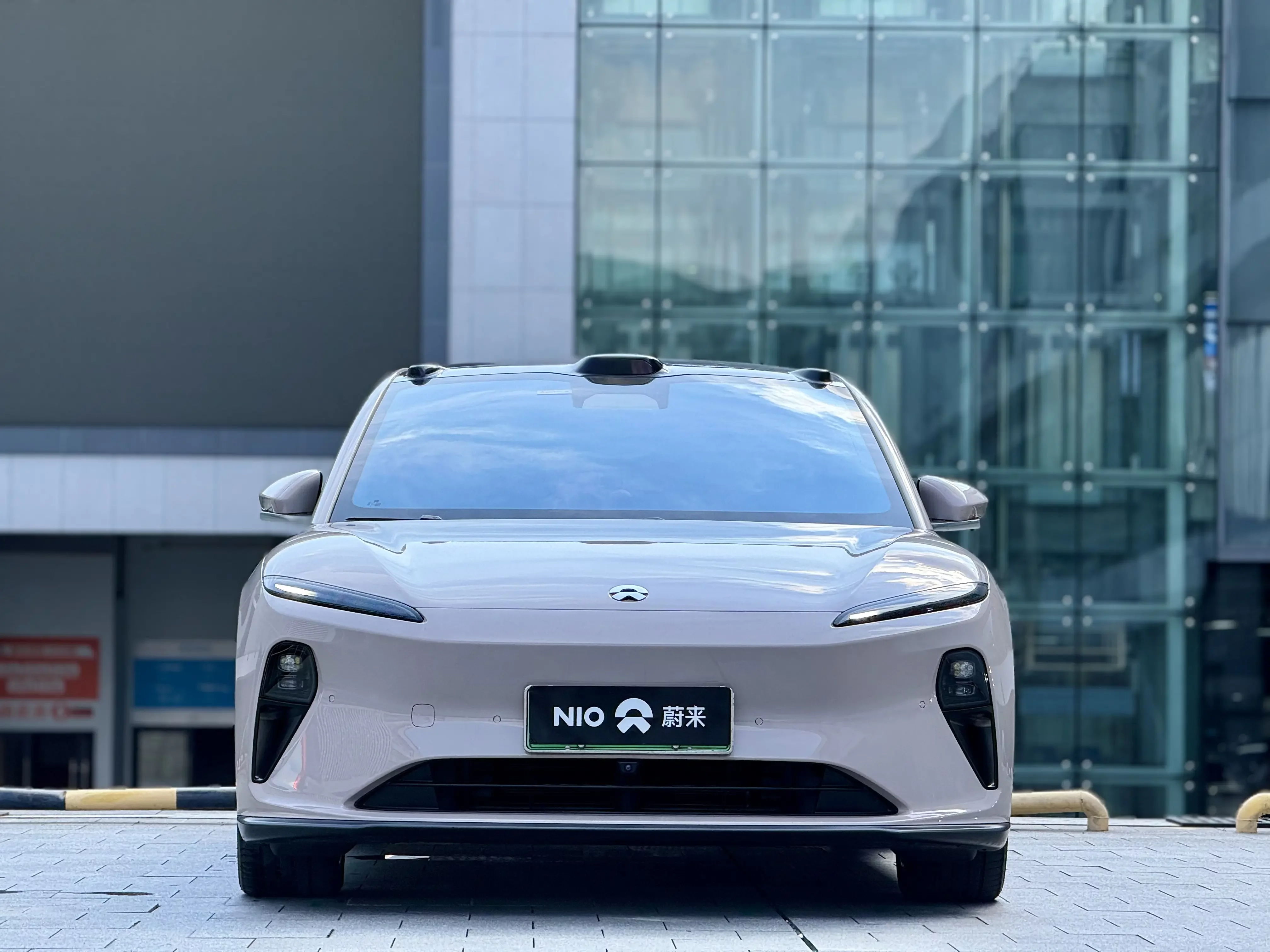 NIO ET5T