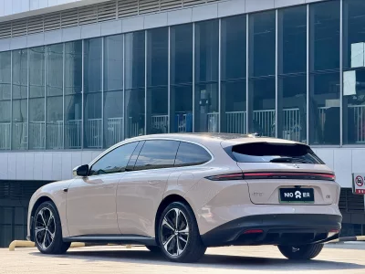 NIO ET5T