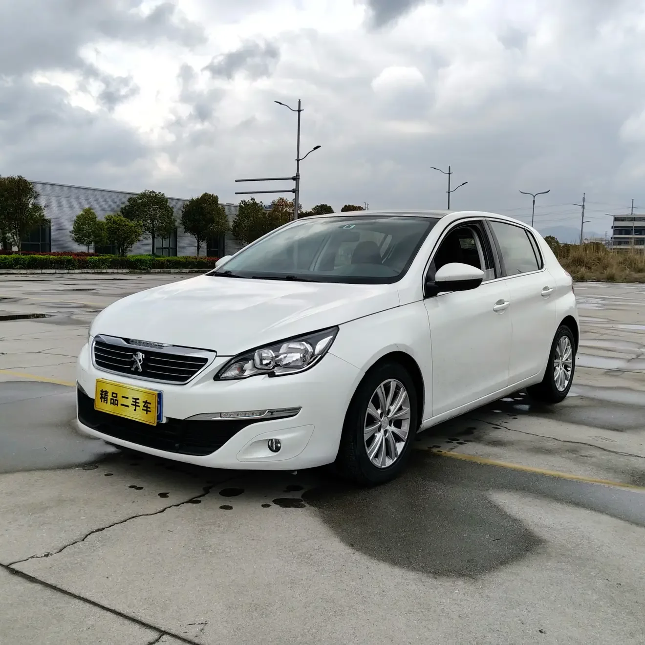 Peugeot 308S
