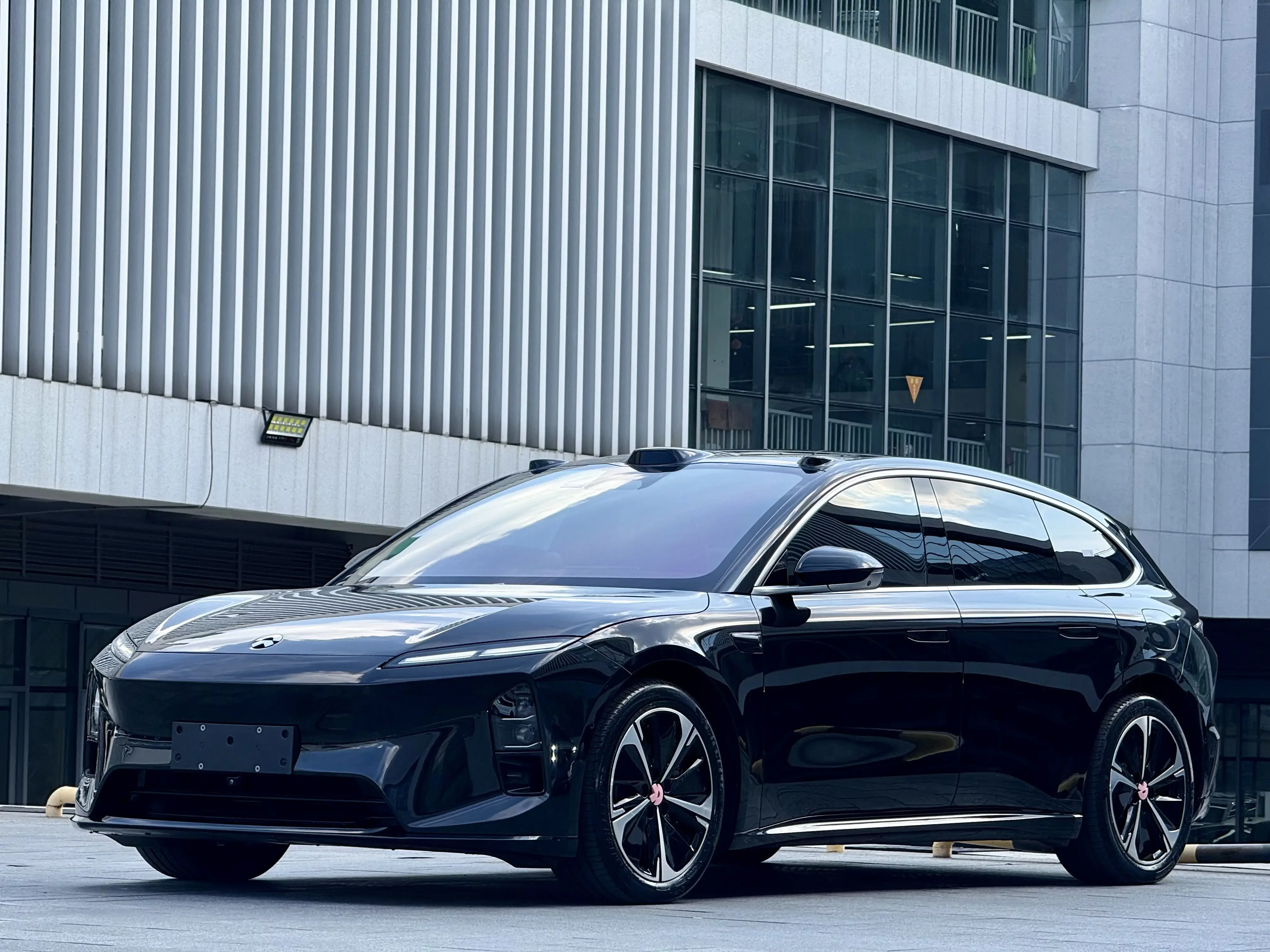 NIO ET5T