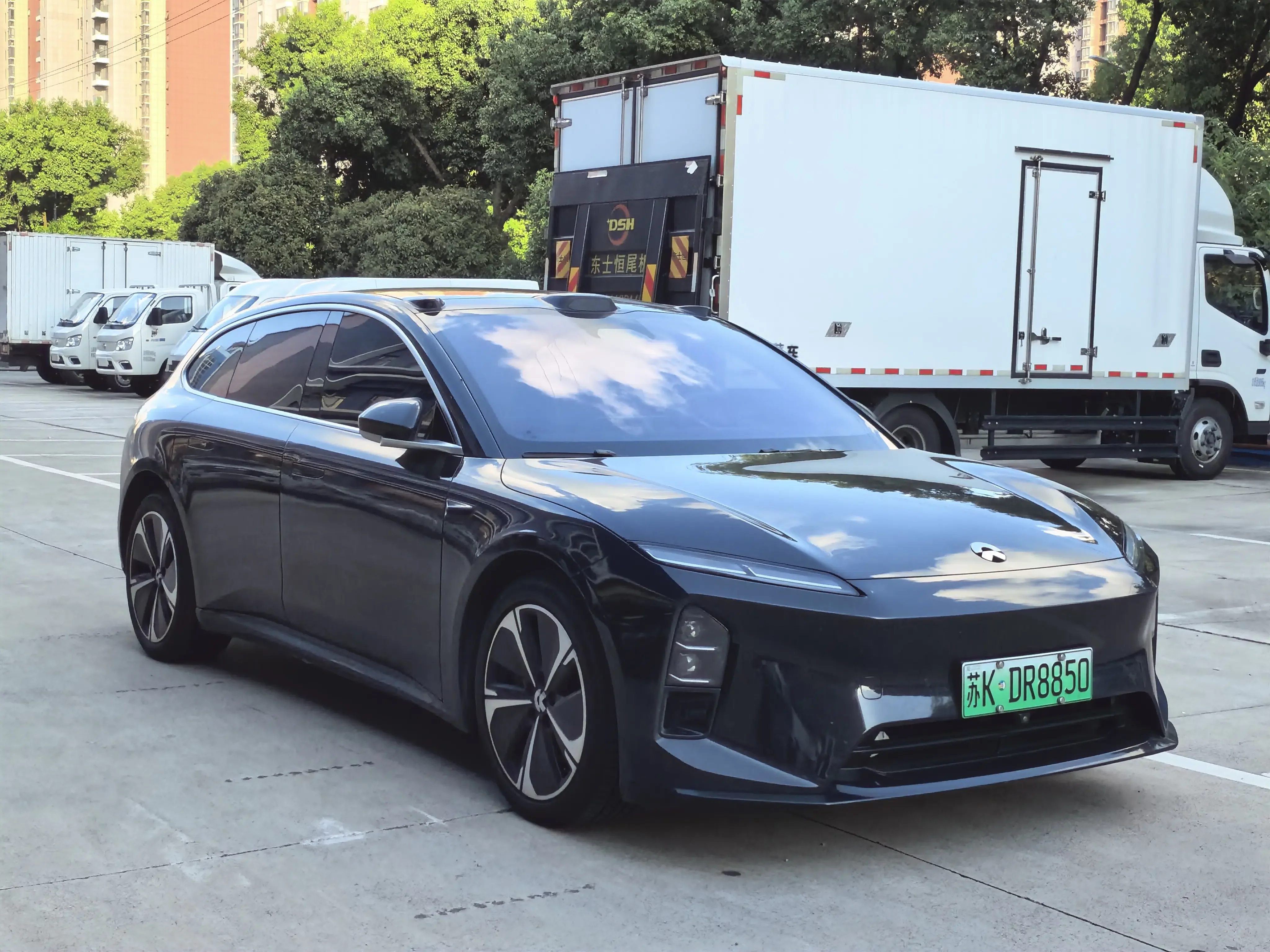 NIO ET5T