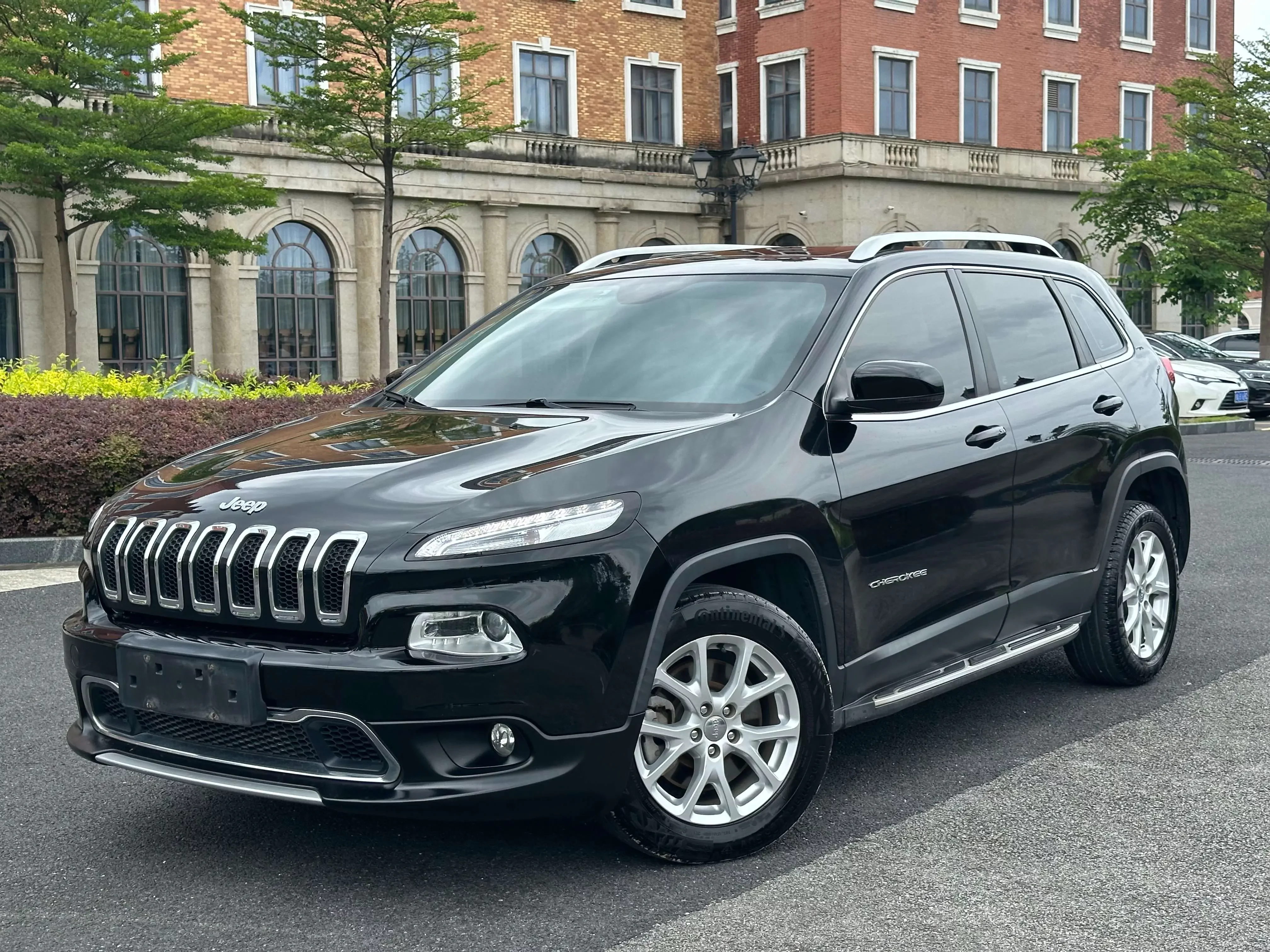 Jeep Cherokee