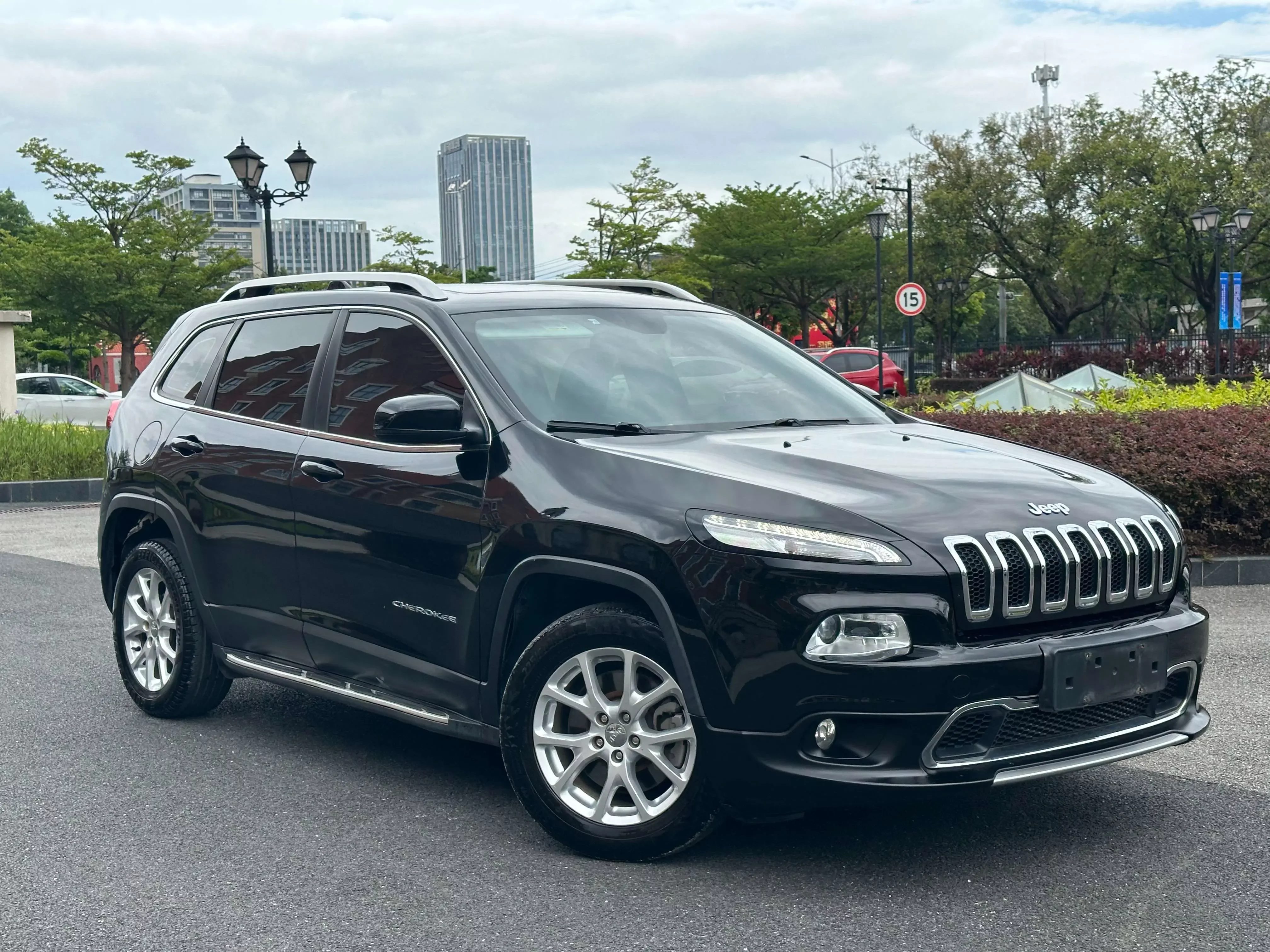 Jeep Cherokee